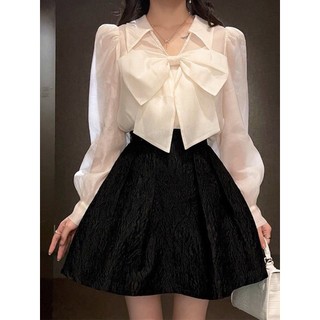 M497 - Set áo lụa xước cổ V có bâu dài tay thắt nơ ngực kèm chân váy gấm công sở