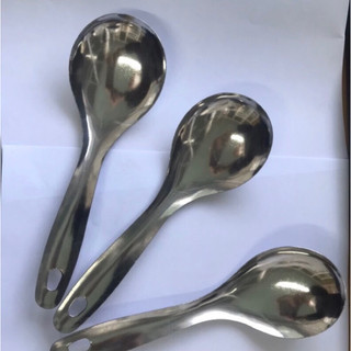Muôi múc cơm canh inox cầu vồng dày dặn