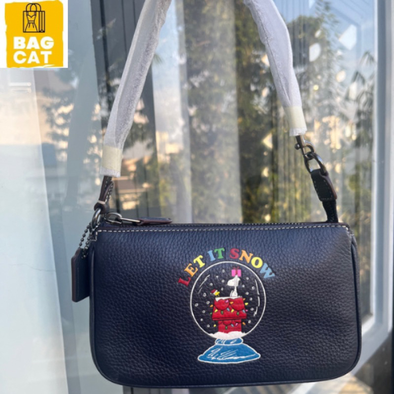 Sẵn Bag COACH X Peanuts Nolita 19 With Snoopy Let It Snow Motif