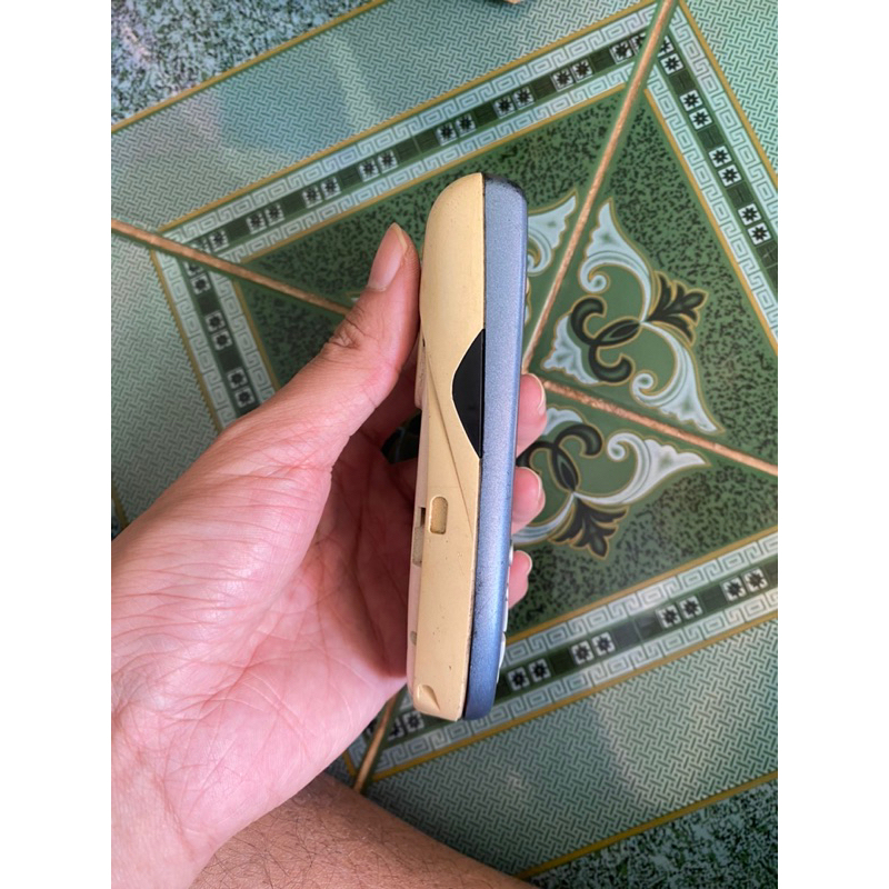 Xác điện thoại Nokia 3650 trắng màn