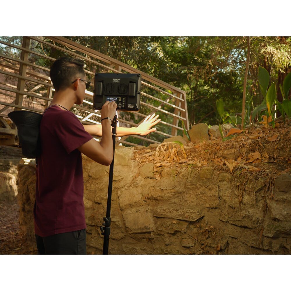 Đèn Aputure amaran P60c RGBWW LED Panel | Chính Hãng