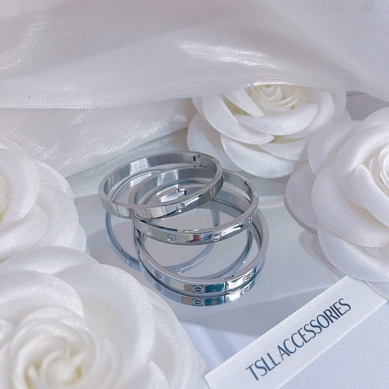 Vòng tay titan thời trang vz08 dạng tròn