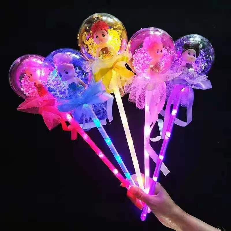 Gậy phát sáng quả cầu pha lê búp bê có đen led nháy 3 chế độ dành cho bé