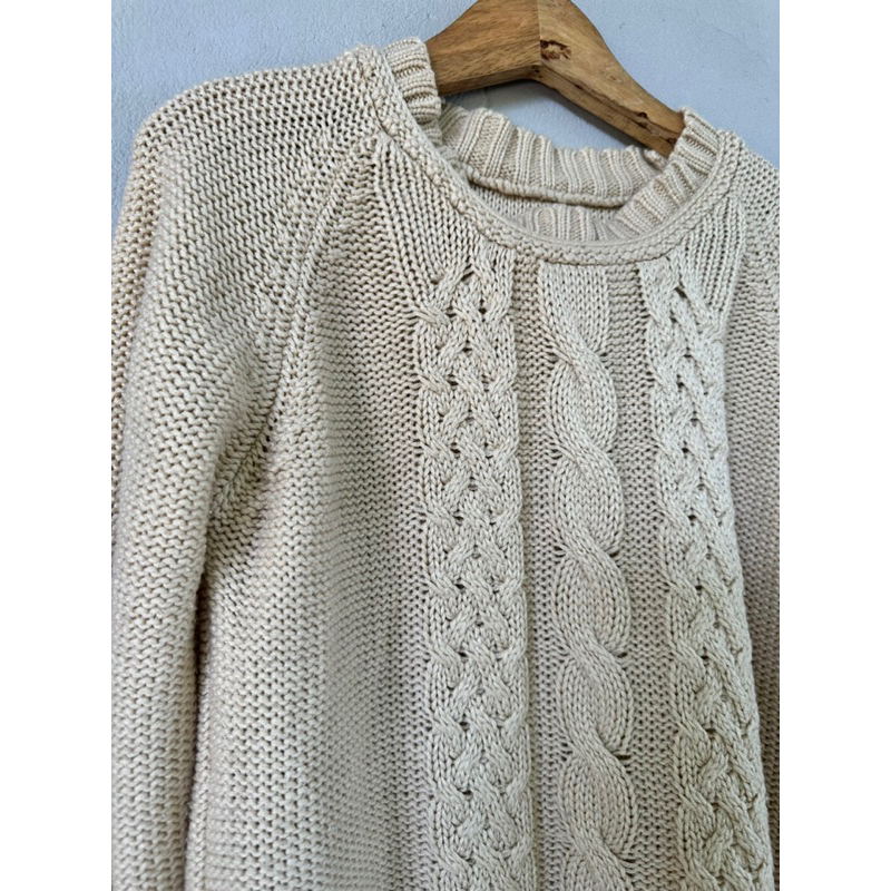Áo len màu be size M xinh ghê