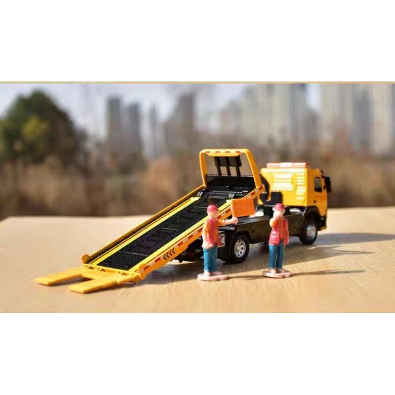 Mô hình xe cứu hộ VolVo hợp kim 1:50