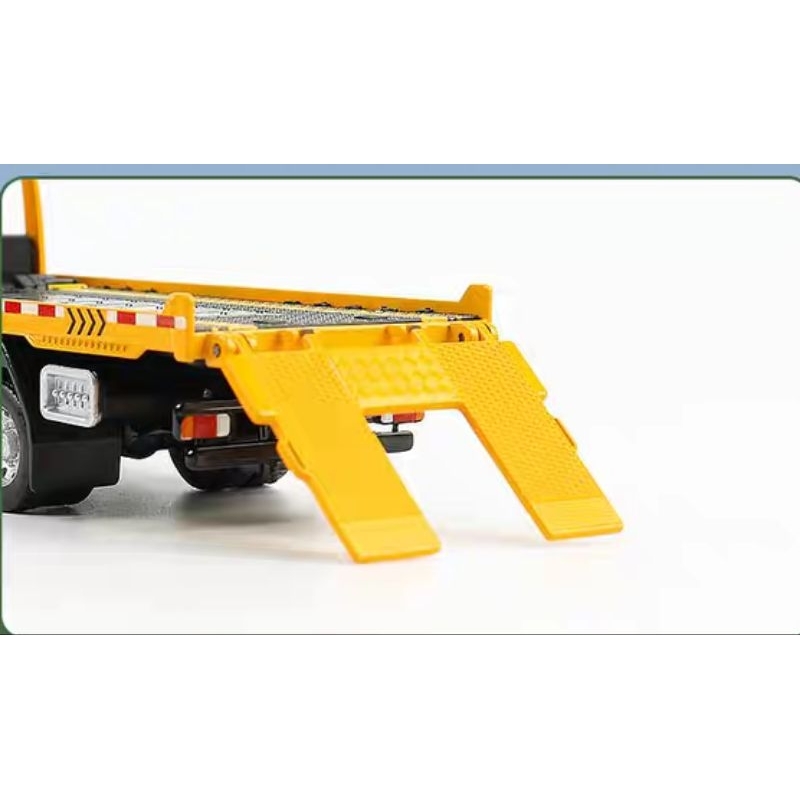 Mô hình xe cứu hộ VolVo hợp kim 1:50