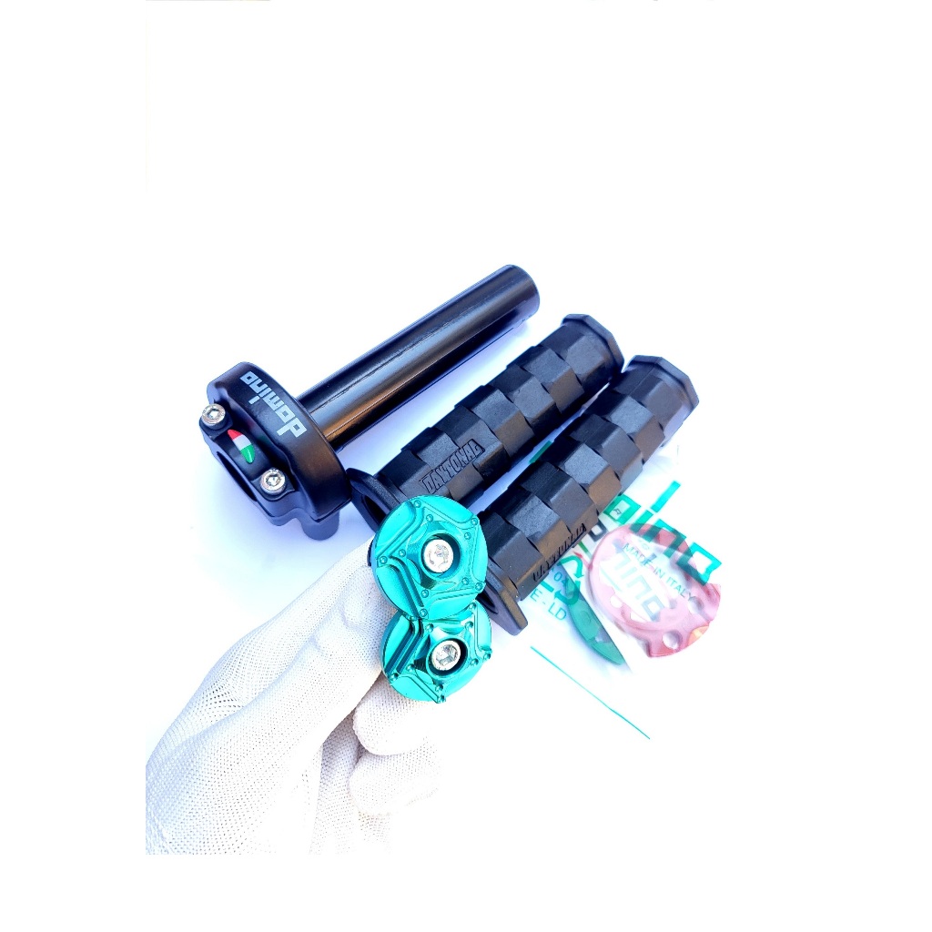 COMBO Cùm tăng tốc domino 2 dây ga, 2 Bao tay xe máy DAYTONA, 2 Gù CNC Gắn Xe máy, Xe điện