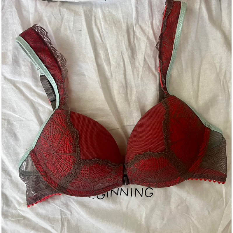 Áo ngực La Senza, Victoria’s Secret