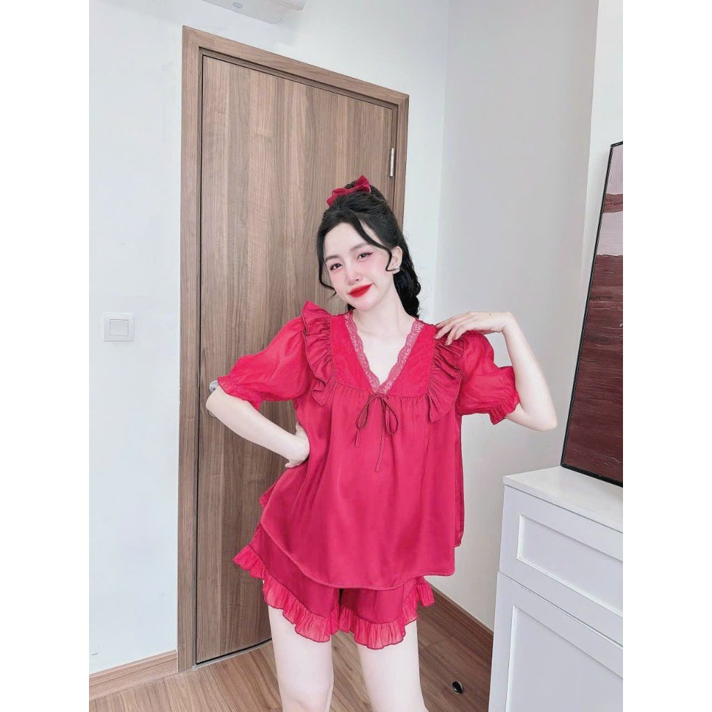 👉👉Sét đồ ngủ 2 dây 4 tầng hoa quần satin dễ thương freesize 65kg
