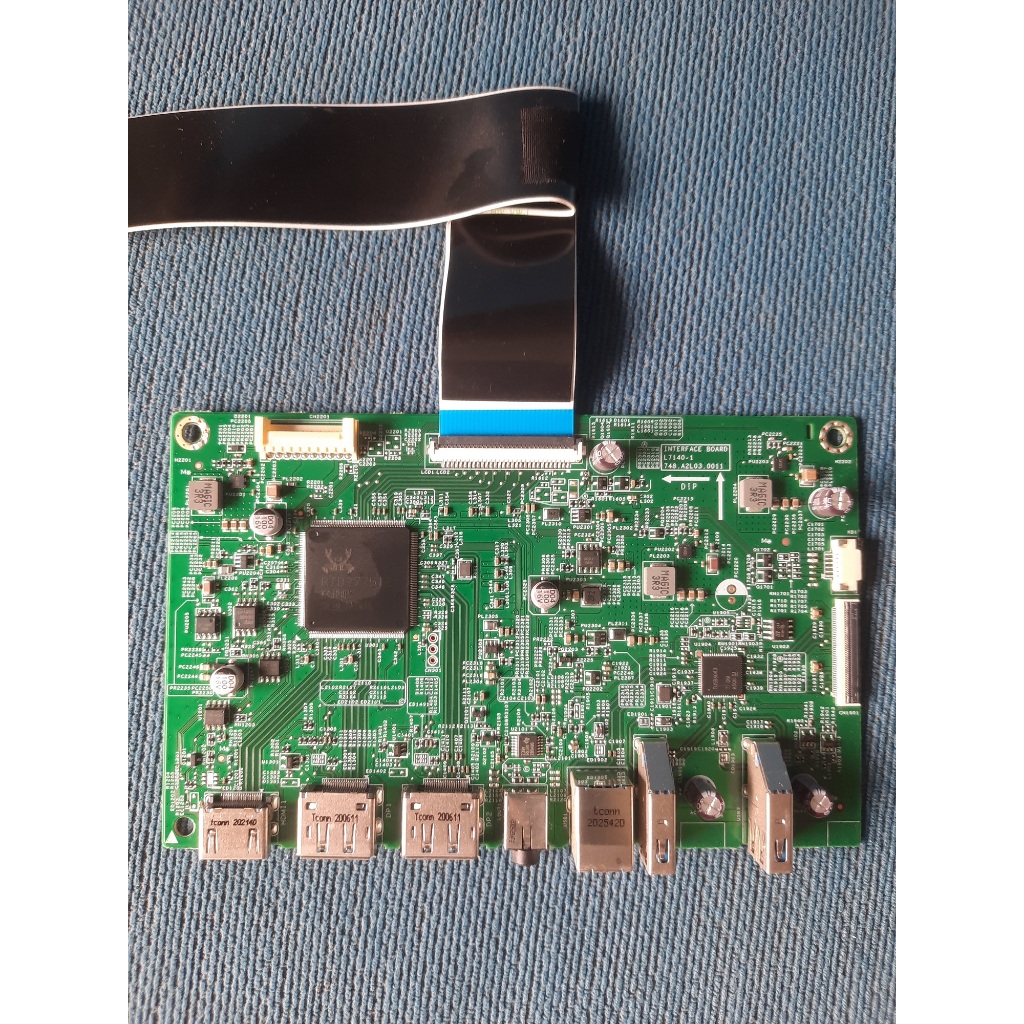 Ba màn hình Dell U2419H