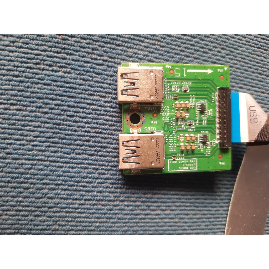 Ba màn hình Dell U2419H