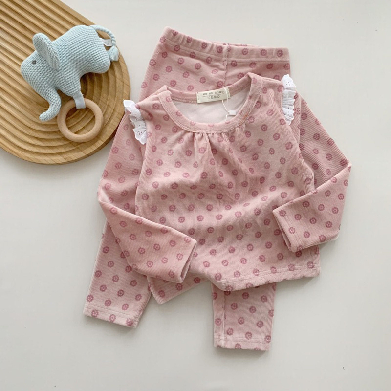 Bộ nhung tăm bé gái