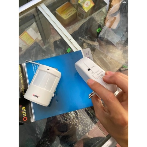 Báo khách kiêm báo trộm FA-158/ FA-153