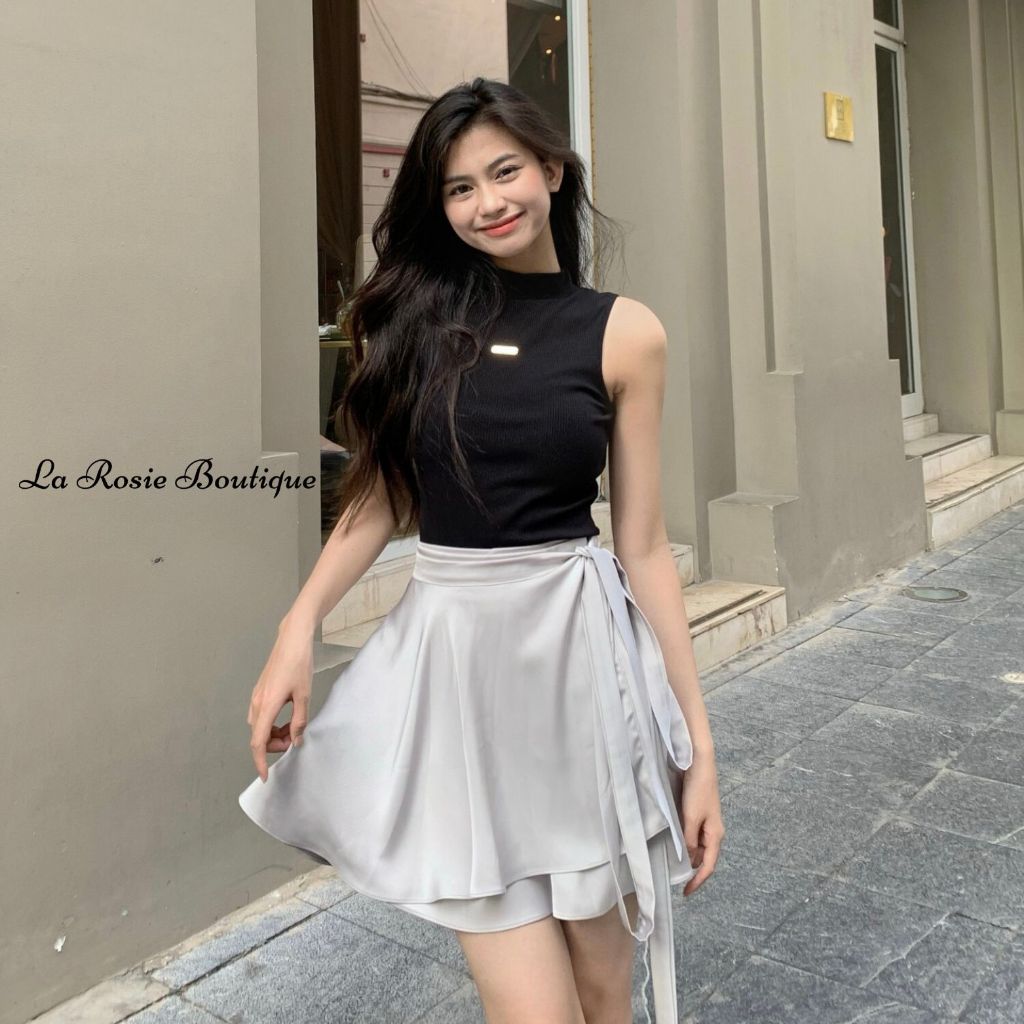 Chân váy lụa form ngắn xòe wrap skirt La Rosie Boutique