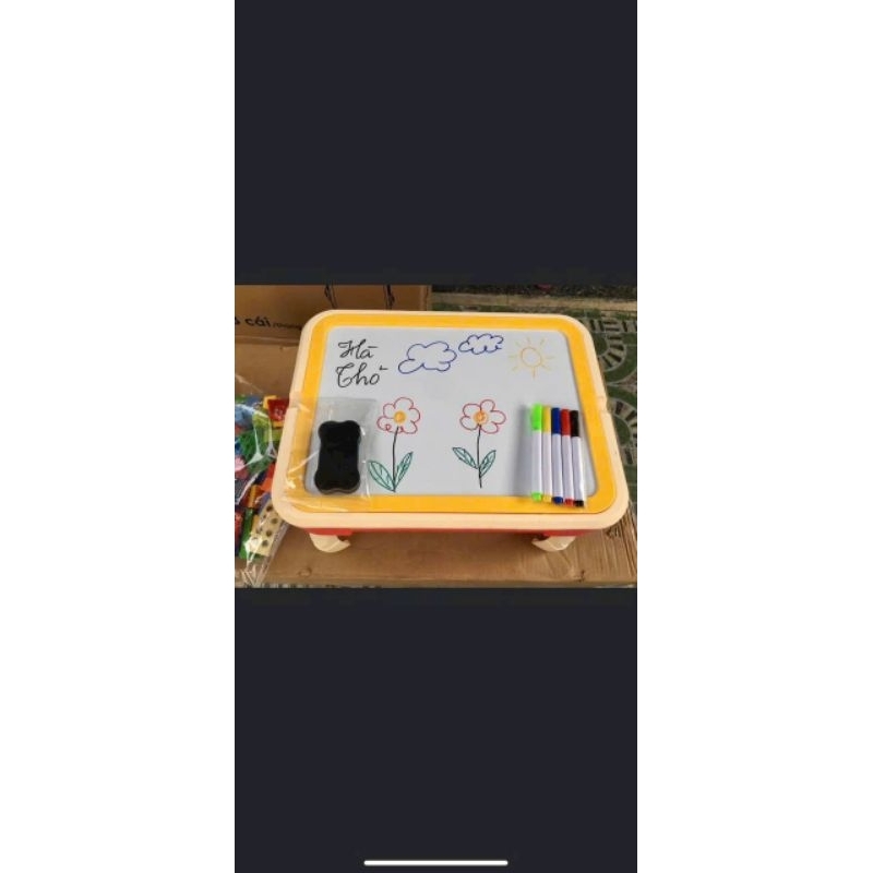 Bàn xếp hình lego kiêm bảng vẽ đa năng vinamilk cho bé🌹🌹 freeship 🌹🌹 hkm sữa