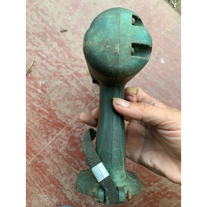 Bắn vít Hitachi 12v - Quý khách về vệ sinh