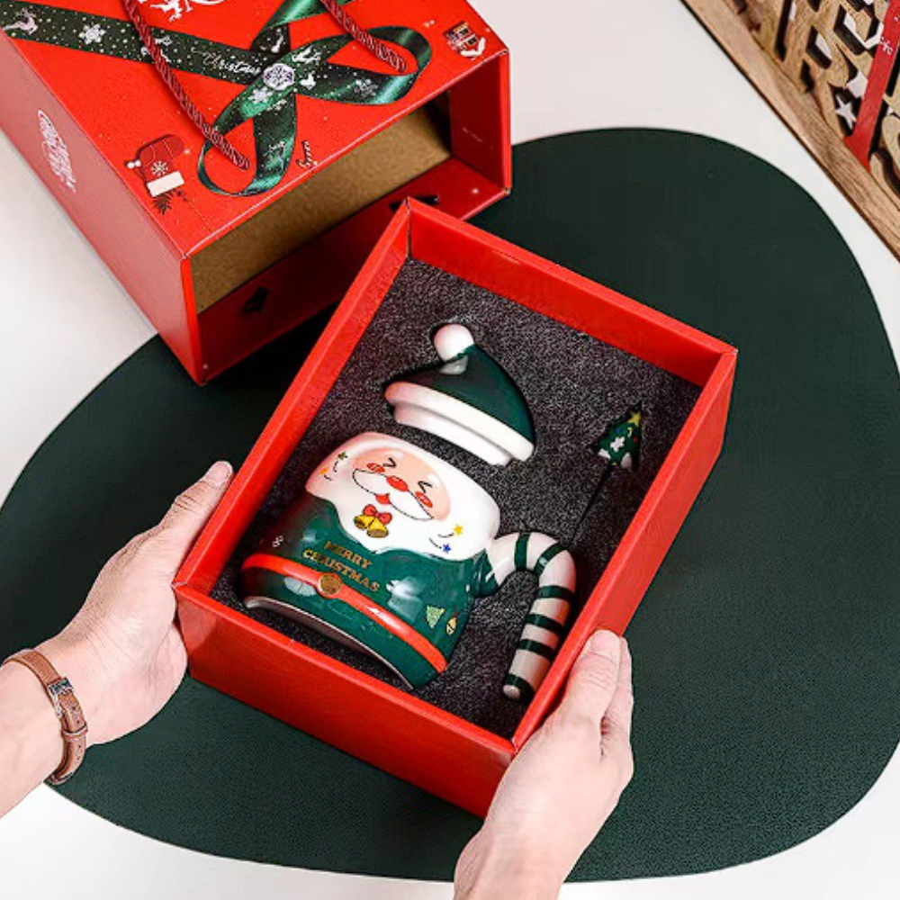Cốc sứ ông già noel kèm thìa inox hình cây thông xinh xắn, hộp quà tặng giáng sinh đáng yêu