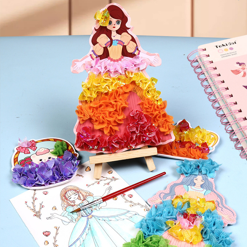 Tranh Chọc Giấy Tạo Mẫu Công Chúa Disney, Tô Màu Dán Hình MẫuThời Trang Vui Nhộn Tăng Khả Năng Thiết Kế Sáng Tạo Cho Bé