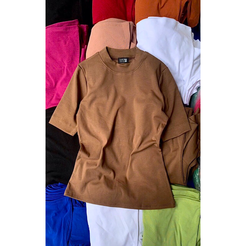 Áo Thun Trơn Tay Lỡ Cổ Tròn 2cm Vải Dày Mịn Giãn Nhiều