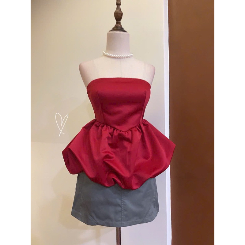 SET ÁO CÚP ĐỎ PHỒNG - CHÂN VÁY XÁM