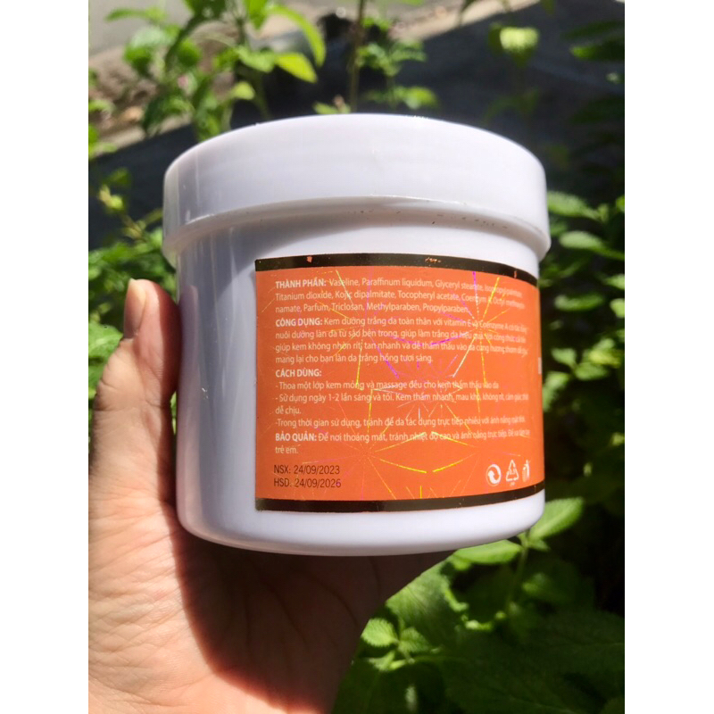 💖 BODY WHITENING RETINOL 1%  💖