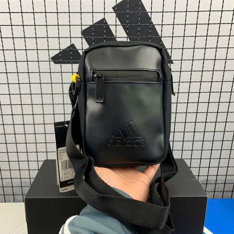 Túi đeo chéo Adidas - Hàng Auth