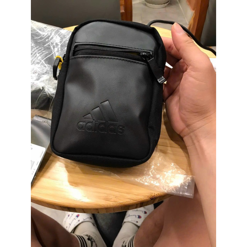 Túi đeo chéo Adidas - Hàng Auth