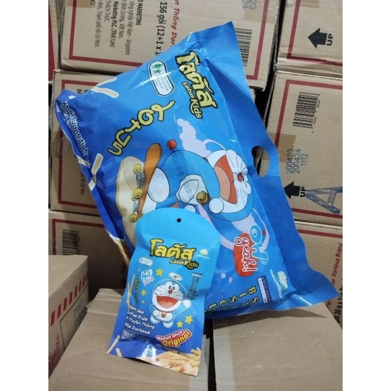 Bánh cọng que hình Doraemon lốc 12 gói