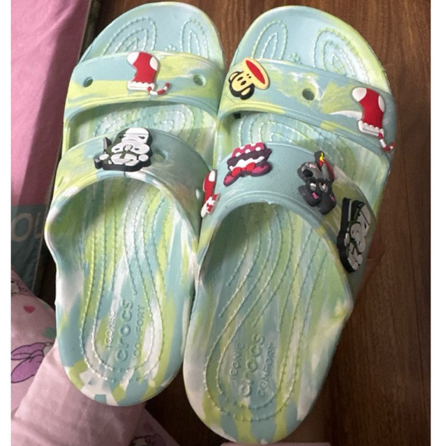 Dép lê Crocs quai ngang lỗi nhẹ