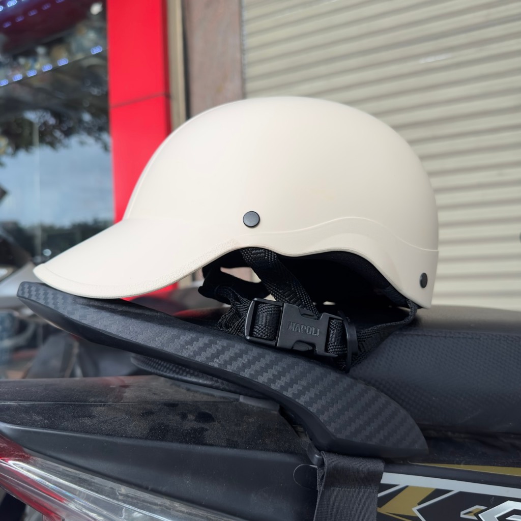 Mũ bảo hiểm xe máy nửa đầu chính hãng Napoli nón kết, mỏ liền dài che nắng tốt, nón sơn dành cho nam nữ nhiều màu