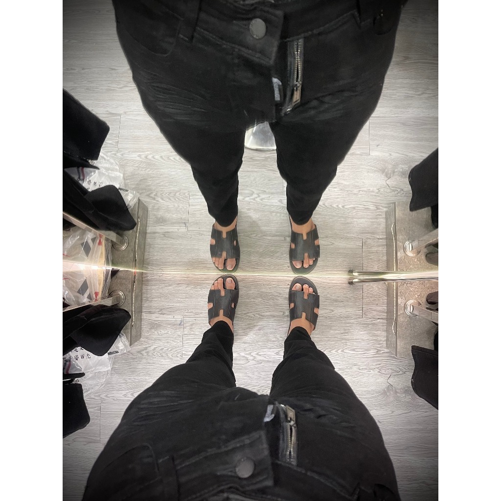 Quần jean bò nam Dsq2 slimfit đen trơn khoá lệch dập nhăn 3D đùi phối 4 cúc cài dáng đơn giản QJ373P