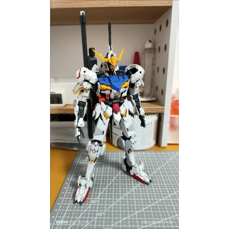 Mô hình lắp ráp HIRM 1/100 Barbatos