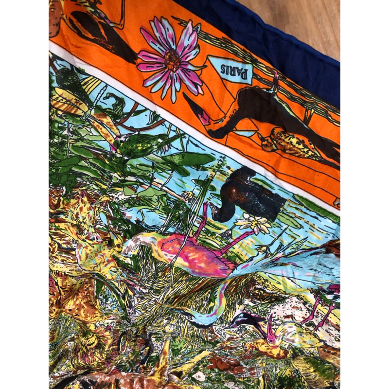 K096. Khăn vuông  84*84 hiệu Paris- 2hand