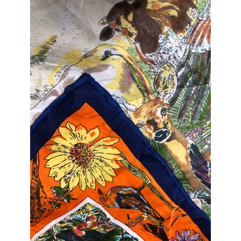 K096. Khăn vuông  84*84 hiệu Paris- 2hand