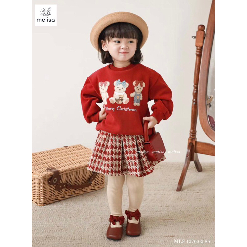 Sét áo đỏ + chân váy cho bé gái