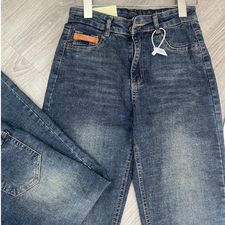 Quần ống dứng dãn mác da