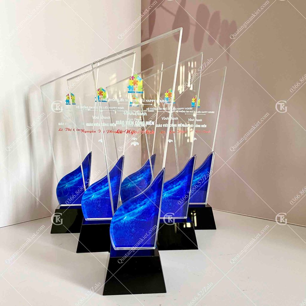 Cúp pha lê 2 thân đế đen