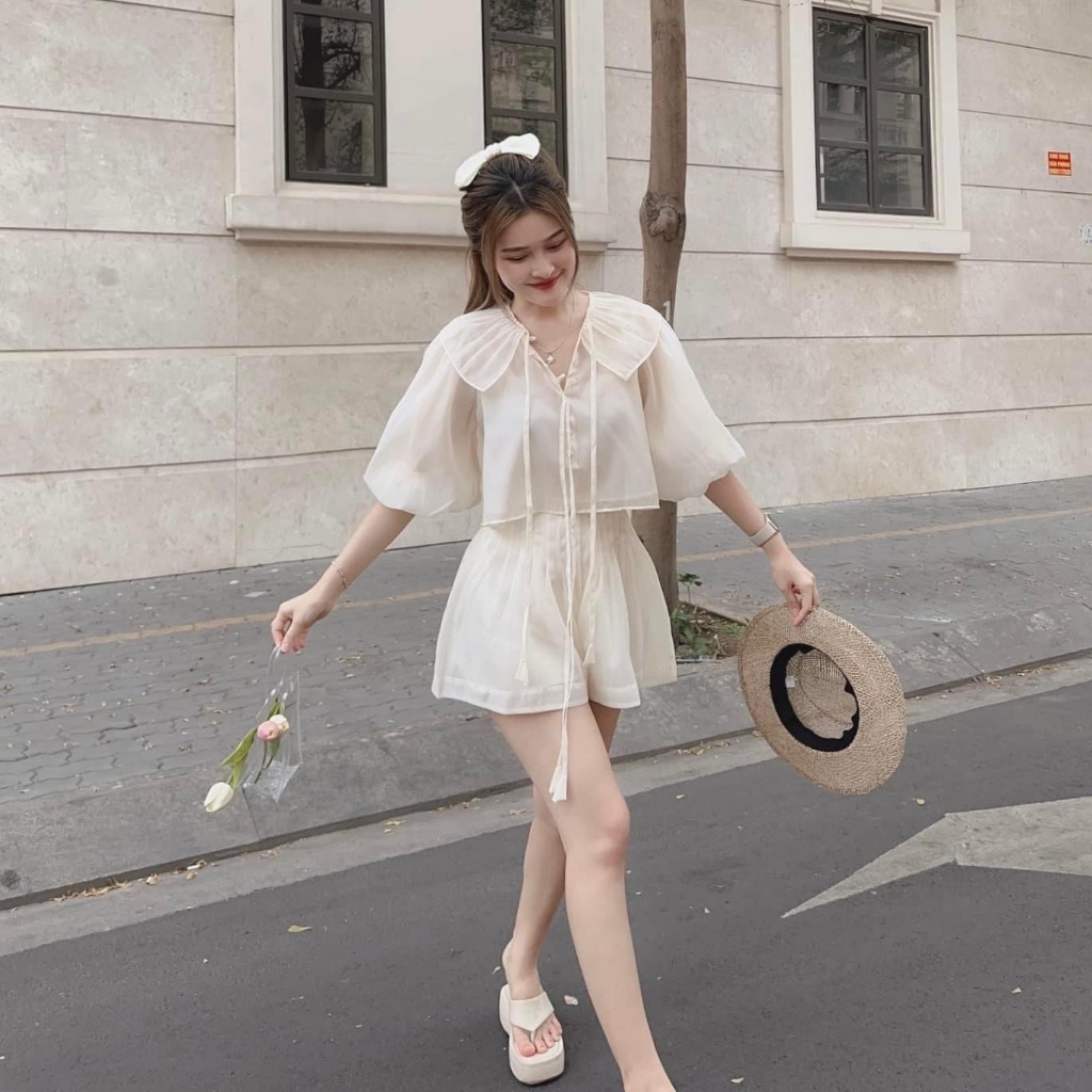Set bộ đồ nữ áo tơ cổ bèo tay bồng mix quần sooc siêu hot Vải tơ óng cao cấp mềm đẹp có lót HB496 HOASUMO