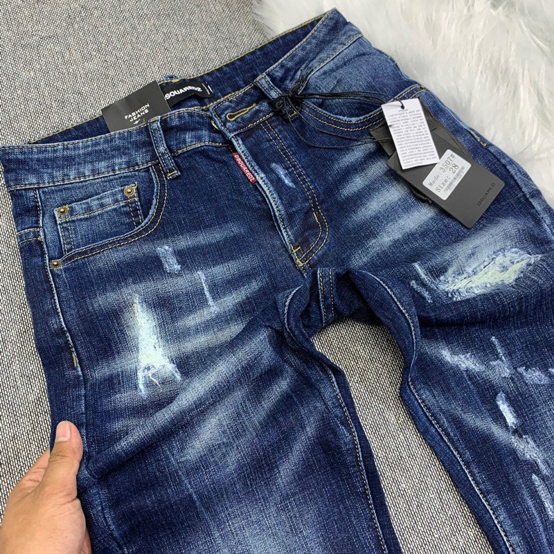 Quần jean bò nam Dsq2 slimfit xanh đậm loang sóng bạc rách xước nhăn 3D in chữ ICON sau đùi 4 cúc QJ394P