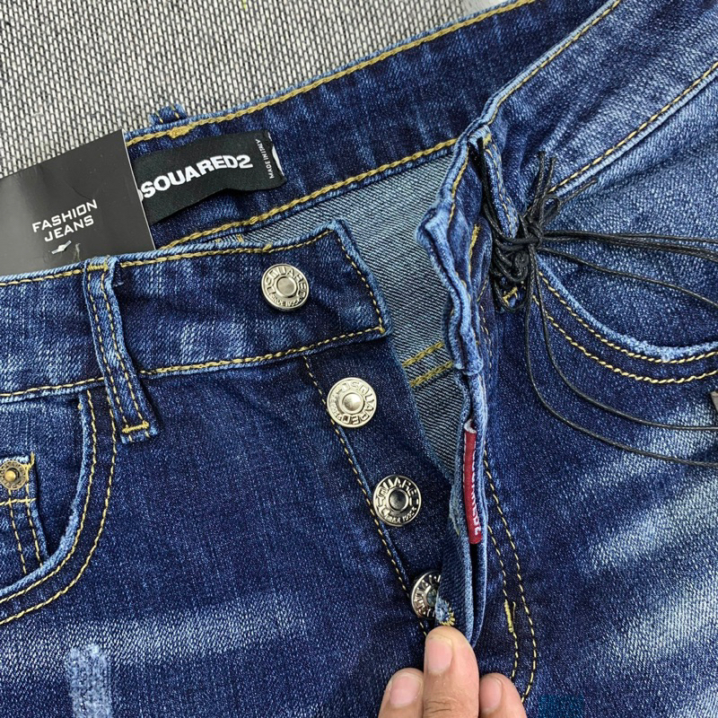 Quần jean bò nam Dsq2 slimfit xanh đậm loang sóng bạc rách xước nhăn 3D in chữ ICON sau đùi 4 cúc QJ394P