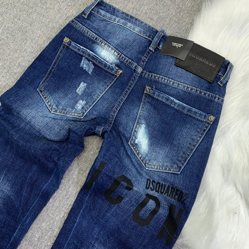 Quần jean bò nam Dsq2 slimfit xanh đậm loang sóng bạc rách xước nhăn 3D in chữ ICON sau đùi 4 cúc QJ394P