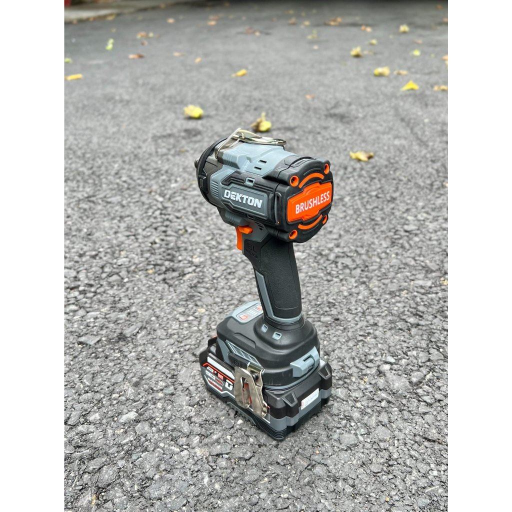 Máy Siết Bulong Dùng Pin Dekton M21-IW590 PLUS