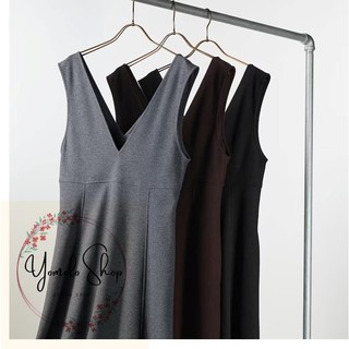 Váy yếm mặc thu đông của Uniqlo