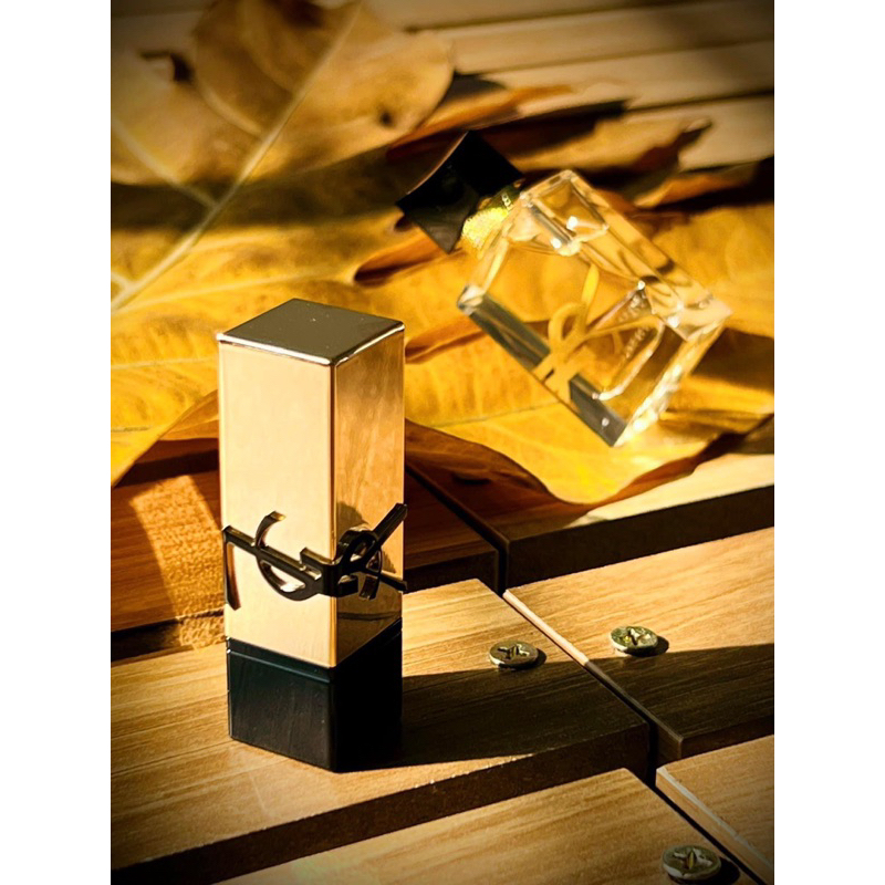 Set mini YSL 2 món: nước hoa Libre EDP 7.5ml & son mini RM Rouge Muse 1.3gr