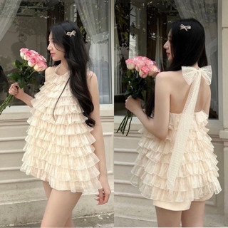 Set áo nude cổ yếm bèo tầng short trắng