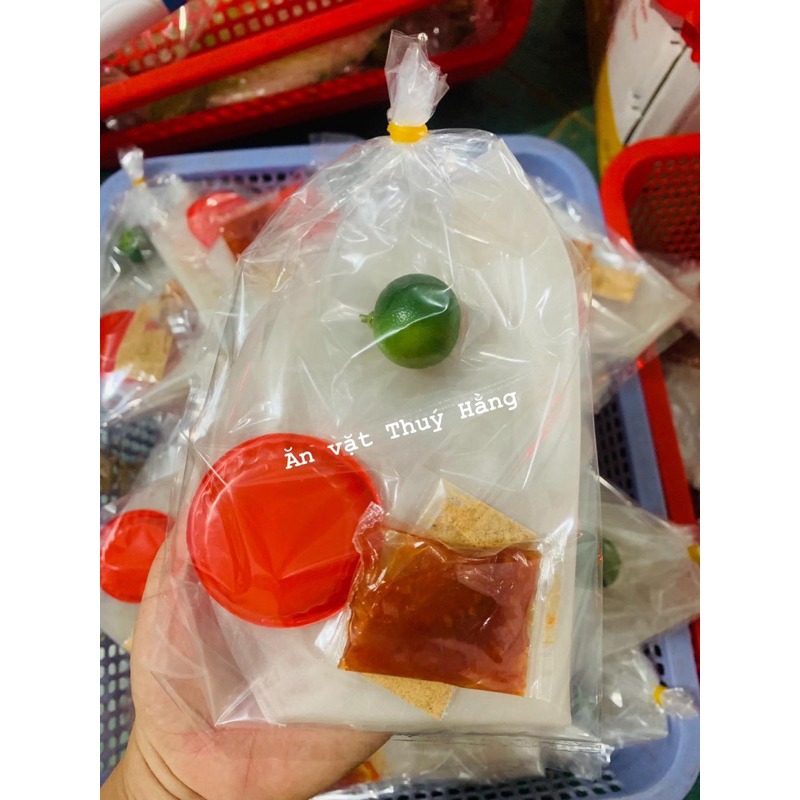 Bánh tráng chấm ớt rim