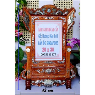 Khung hình cao cấp gỗ hương, cẩn ốc 20x30