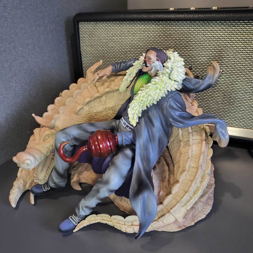 Mô hình Crocodile cực ngầu 18 cm - One Piece