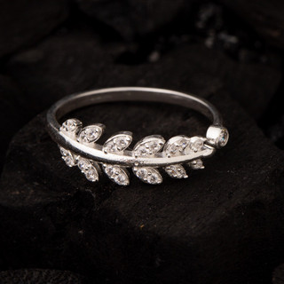 Nhẫn lá bạc ta Puns Jewelry đính đá freesize