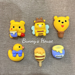 Jibit, sticker, charm gấu pooh trang trí dép crocs